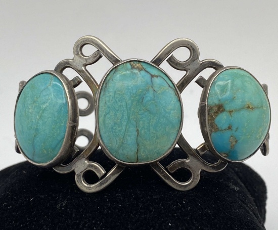 43 GRAM STERLING TURQUOISE 3 STONE WIRE BRACELET