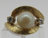 14K GOLD  7MM CULTURED PEARL & DIAMOND RING