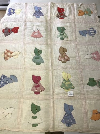 Hand/Machine Stitched Quilt With Bonnet Babies  62" x 85"