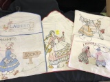 Lot Of (4) Vintage Embroidered Laundry Clothespin/Hankerchiefs Bags