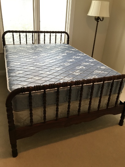 Vintage Jenny Lind Style Bed W/Mattress & Box Springs