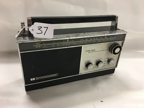 Standard Model SR-J808FA, FM/AM 3 Band 10 Transistor Radio