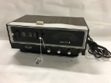 Vintage Zenith Alarm Clock AM/FM Radio Circle of Sound Model C472W-3