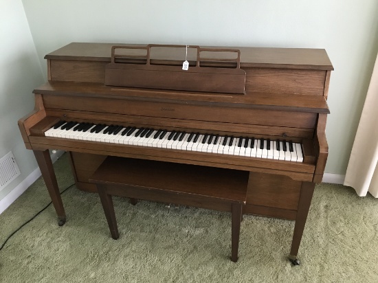 Jansssen Console, Spinet Piano with Bench