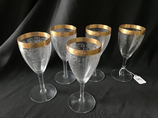 7" Wine Glasses with Gold Trim