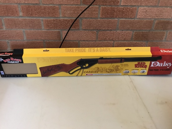 Daisy Red Ryder BB Rifle In Box