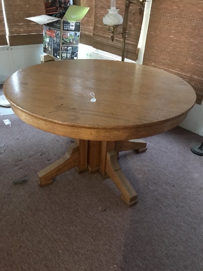 Antique Oak Round Kitchen Table Is 48" Diameter x 29" Tall
