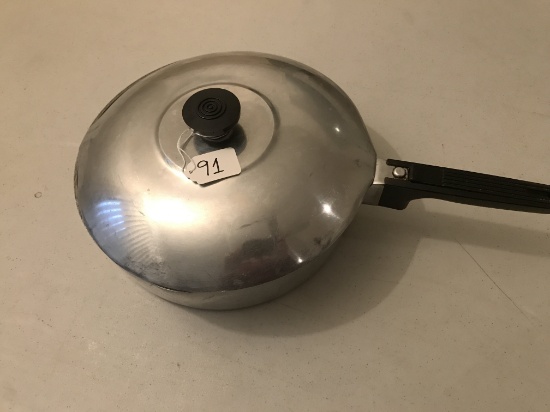 Magnalite 10.5" Diameter Skillet W/Lid