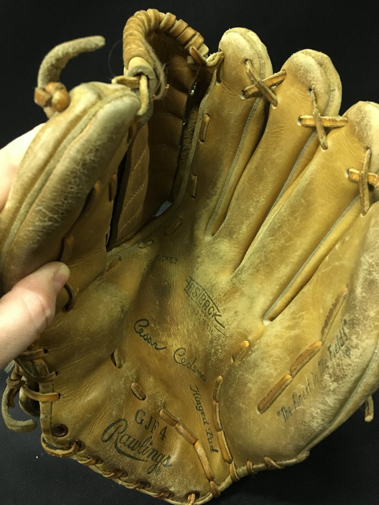 rawlings cesar cedeno glove