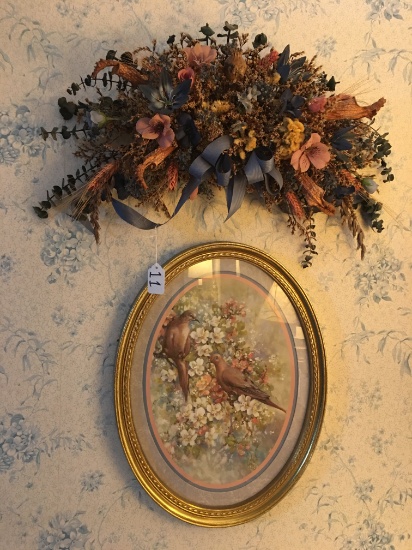 Wall Décor As Shown