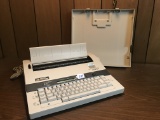 Smith Corona XD 6700 , Grammer Right System Typewriter