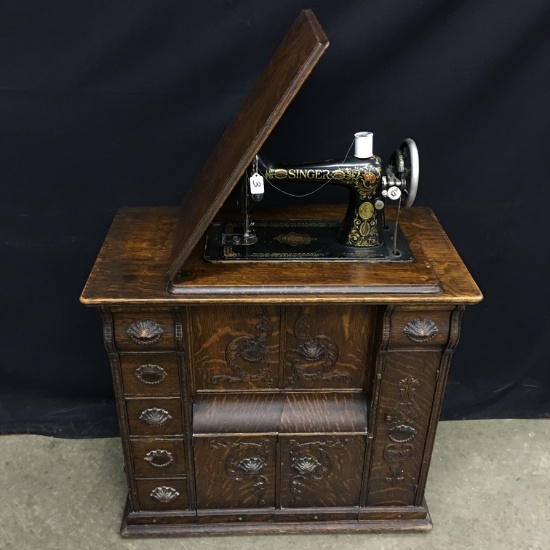 Antique Singer Sewing Machine In Ornate Quarter-Sawn Oak Cabinet-Original Finish