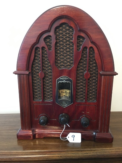 Antique Style Wood-Cased AM-FM Radio *Model7-4100JA*