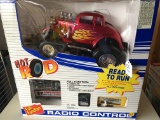 Radio Controlled Hot Rod Mfg. In 1995. *Appears To Have Never Been Out Of Box*