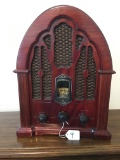 Antique Style Wood-Cased AM-FM Radio *Model7-4100JA*