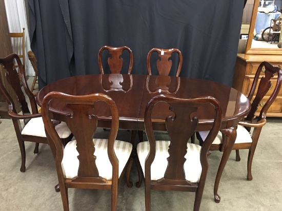 Cherry Dinner Table W/Queen Anne Legs, (2) 20" Leaves, & (6) Matching Chairs