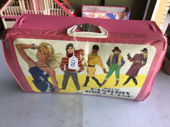 13" x 19" Fashion Doll Case W/Accessories
