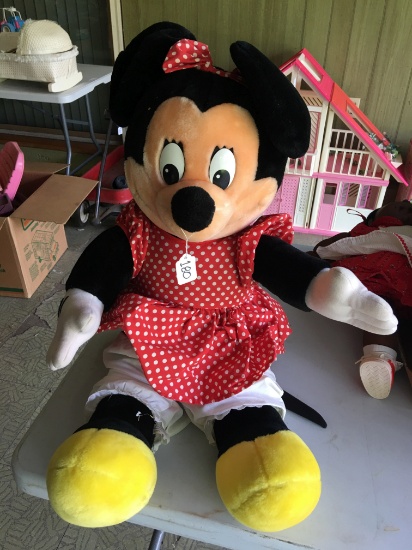 28" Tall Minnie Mouse