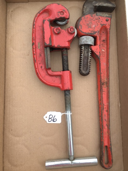 18" Pipe Wrench & Pipe Cutter