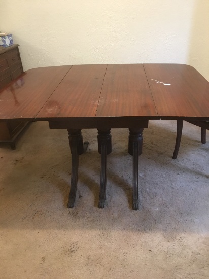 Duncan Phyfe Mahogany Drop Leaf Table W/(2) Leaves & (4) Chairs