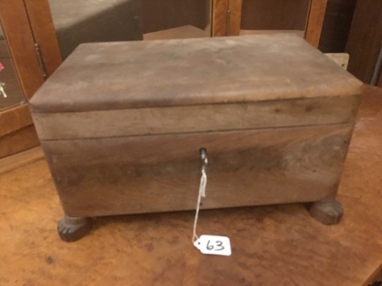Vintage Wooden Footed Box W/Key Is 14" x 8.75" x 7.75"T.