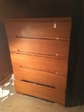 Wooden 5 Drawer Chest Is 18.5