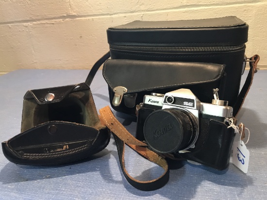 Kowa SE 35MM Camera with Leather Case/Protector