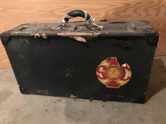 Vintage, Hard Shell Suit Case 26" Long and 14" Tall