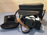 Kowa SE 35MM Camera with Leather Case/Protector