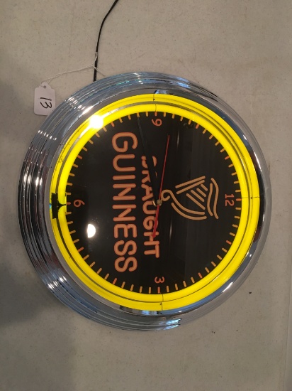 Guinness Draught Light Up Clock-Works!