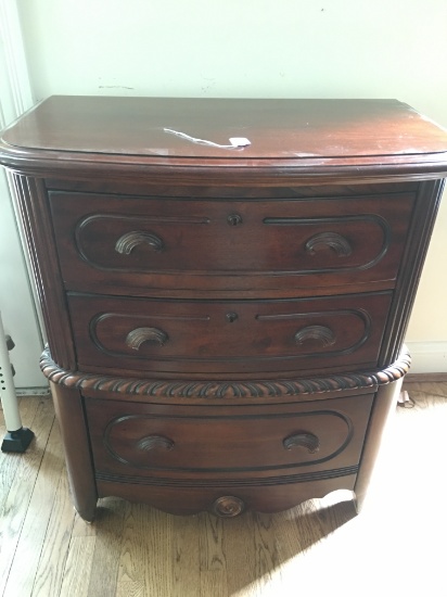 3-Drawer Chest W/Carved Pulls