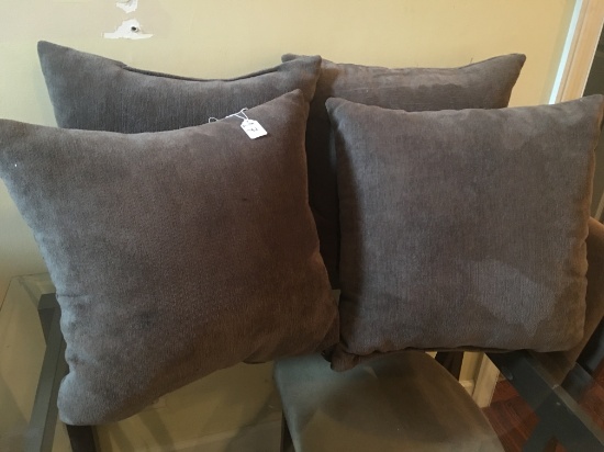 Lot Of (4) Matching  Decorator Pillows