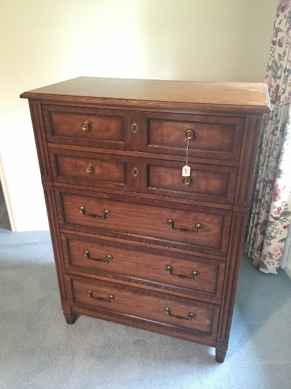 Quality Kindell, Grand Rapids Chest Of Drawers In Cherry