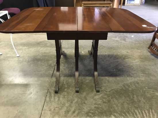 Cherry Duncan Phyffee Drop Leaf Table W/(5) 9" Cherry Leaves