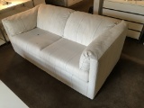 2-Cushion Loveseat W/Pull-Out Bed