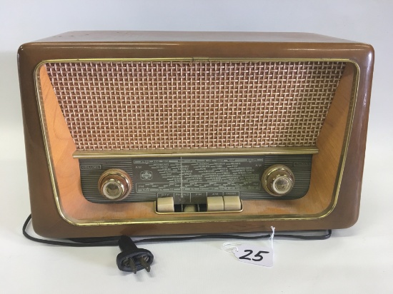 Emud Rekord Junior 196 Wood Cased Radio-W. Germany