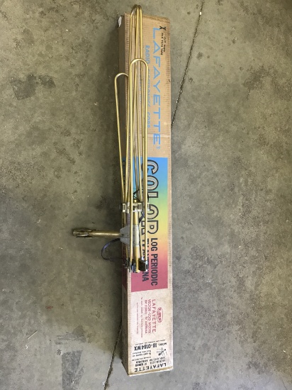Lafayette Model 18-0184WX Color Log Periodic TV Antenna in Original Box
