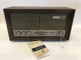 General Electric Dual Speaker Table Top Radio