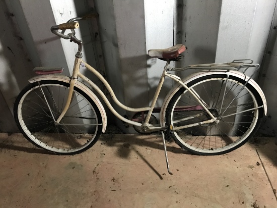 Vintage Schwinn Girls Bike W/Headlight