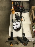 (2) Worx Trimmers W/Battery & Charger