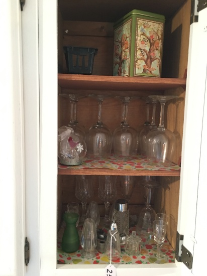 Kitchen Cabinet Contents!