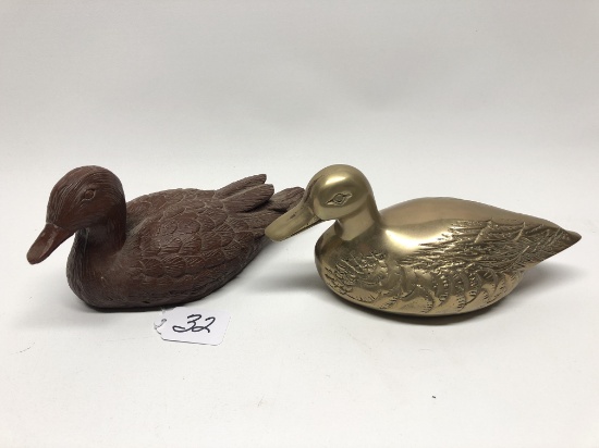 (2) Ducks Of Resin & Brass