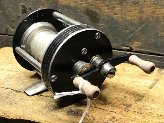 Vintage Langley "Streamlite" Fishing Reel