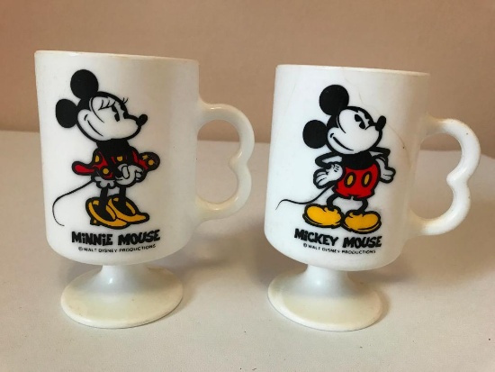 Mickey and Minnie Mouse Coffee Cups, Mickey has Crack, It is Pictured