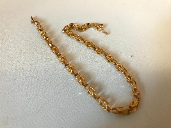 14kt Gold Ladies Bracelet