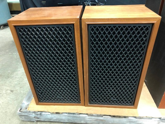 Pair of Sansui SP1000 Speakers