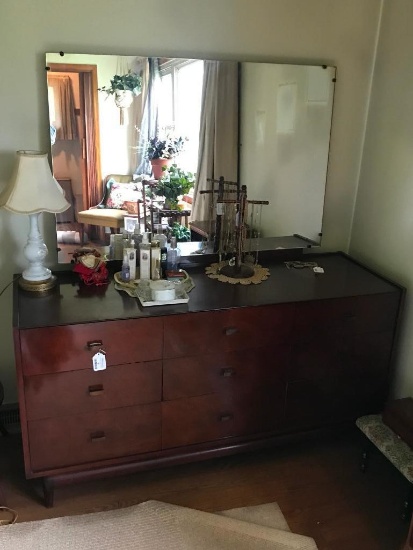 Mid Century Modern 9-Drawer Dresser W/Mirror