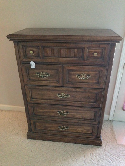 Oak Chest is Drawers