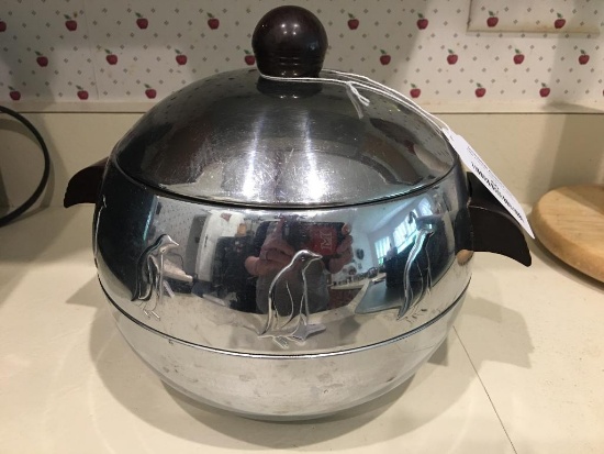 Vintage Penguin Hot/Cold Serving Bowl