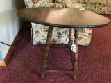 Wooden Drop Leaf Stand